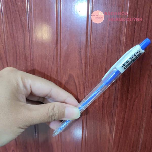 Combo 50 cây bút bi mực xanh, viết bi ánh sáng ngòi 0.7 mm nét đẹp.