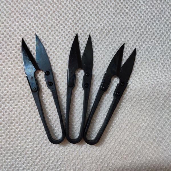 Combo 12 cây kéo cắt chỉ - kéo bấm chỉ cán nhựa màu đen TC 805