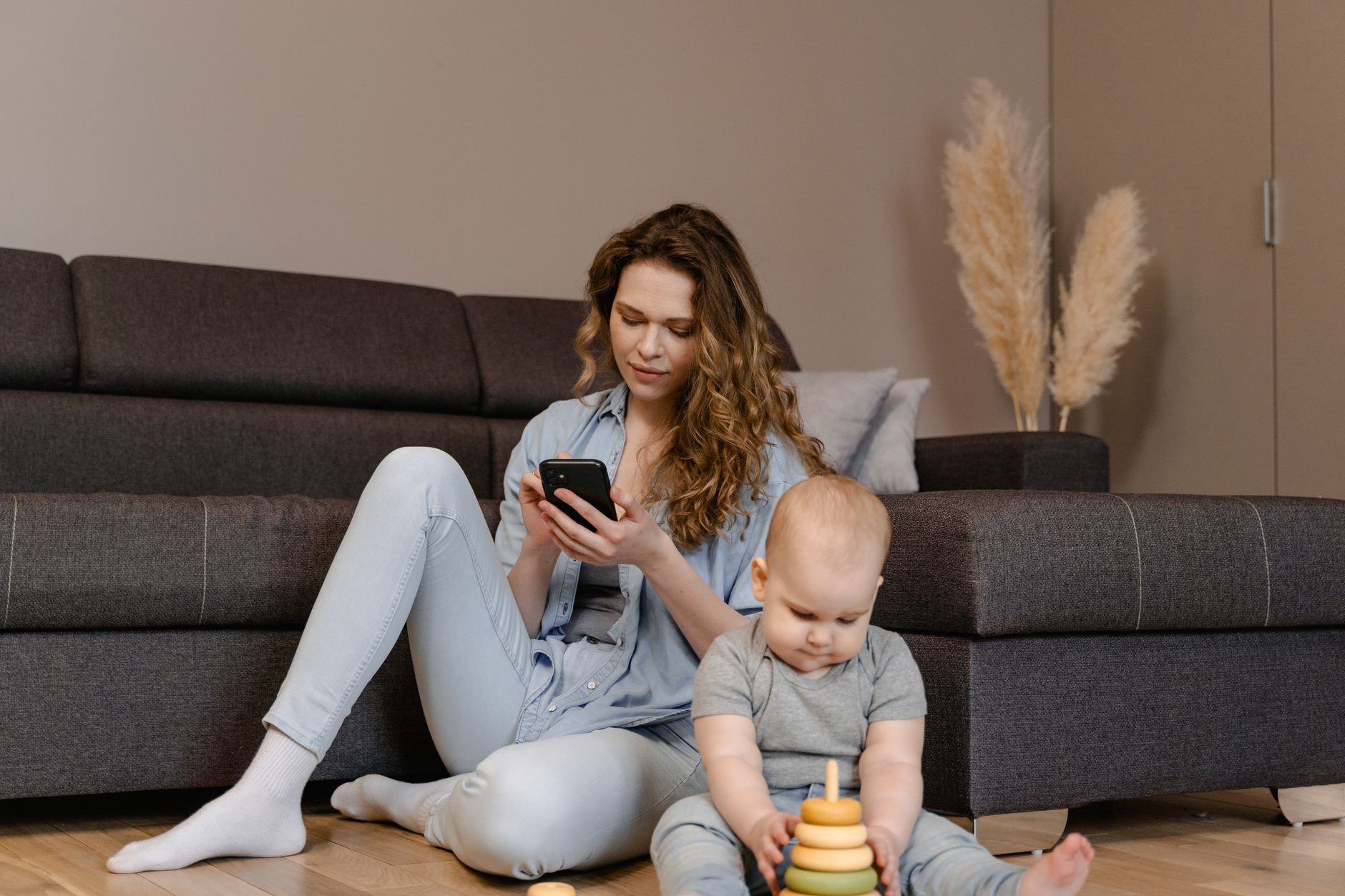 Vai trò của khóa cửa thông minh trong việc giữ an toàn cho trẻ nhỏ trong nhà